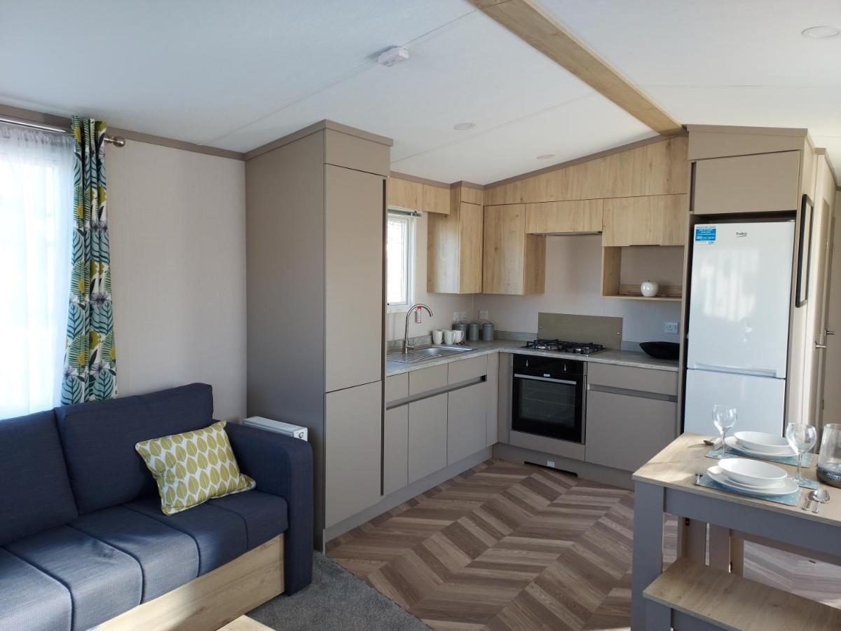 Hoburne Bashley Self-Catering Holiday Home 뉴밀튼 외부 사진