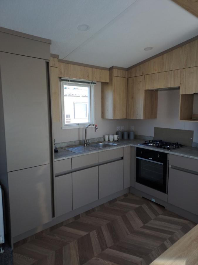 Hoburne Bashley Self-Catering Holiday Home 뉴밀튼 외부 사진